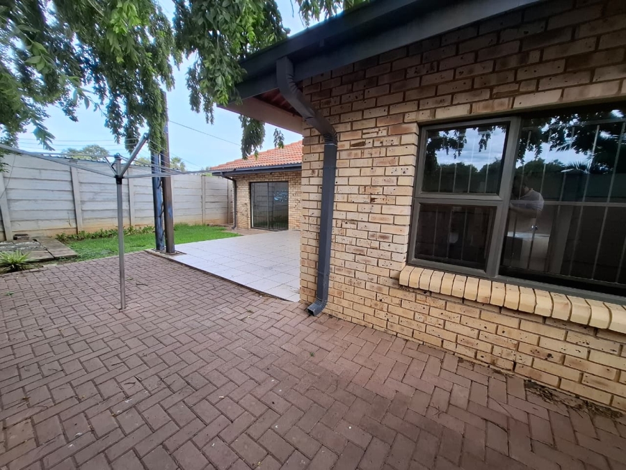 6 Bedroom Property for Sale in Universitas Free State
